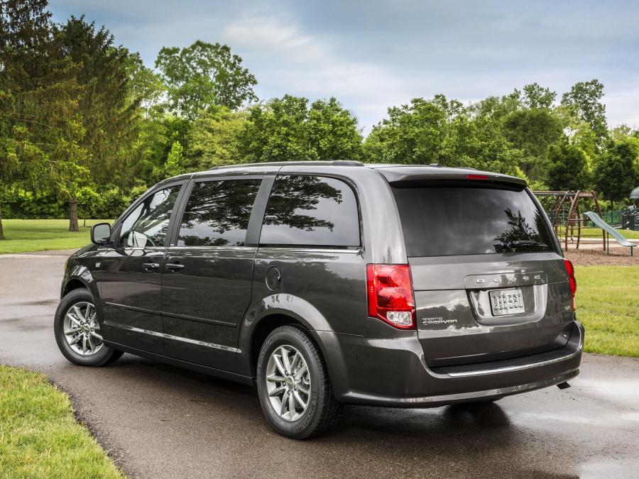  Dodge Grand Caravan 30th Anniversary 2013 года  (фото 10 из 12)